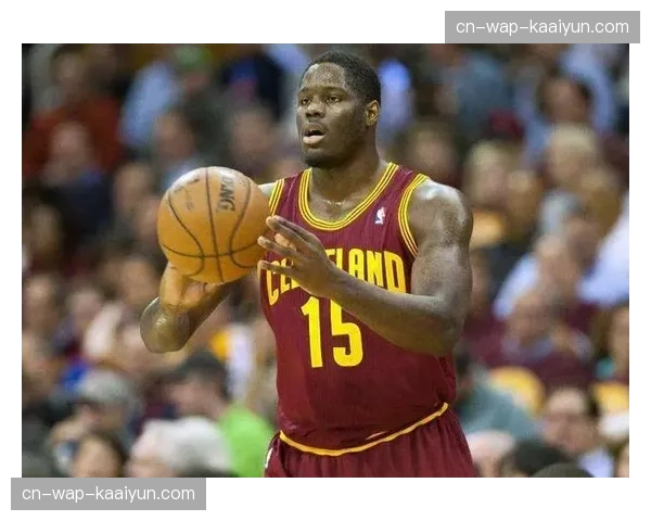 骑士泰森三分12中5砍22分 攻防两端限制坎宁安成取胜关键