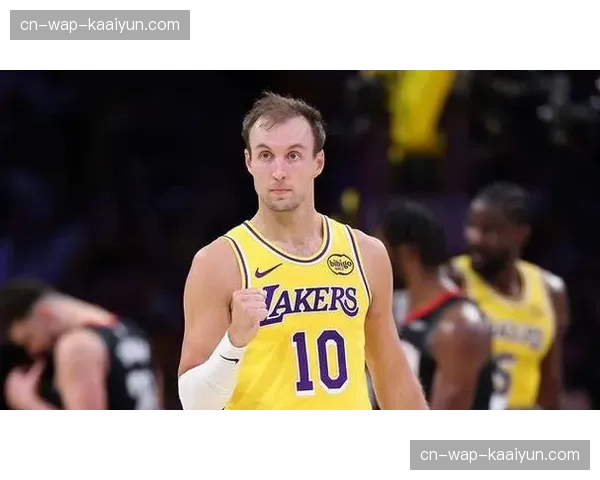 肯纳德三分5中4砍19分，湖人外线投射稳定性获提升